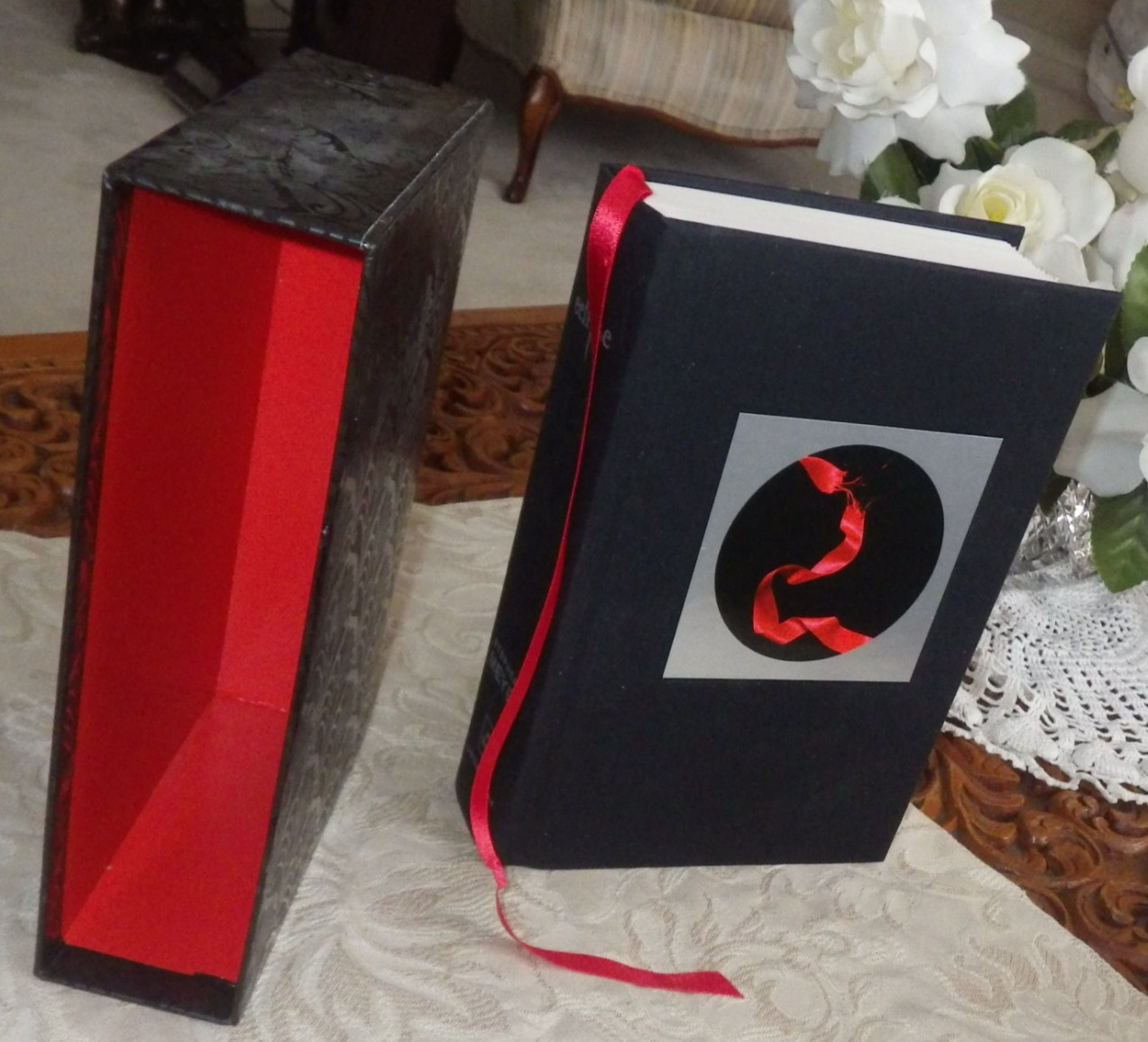 Twilight Saga Stephenie Meyer Eclipse Collector’s 1st Edition in Slipcase New!