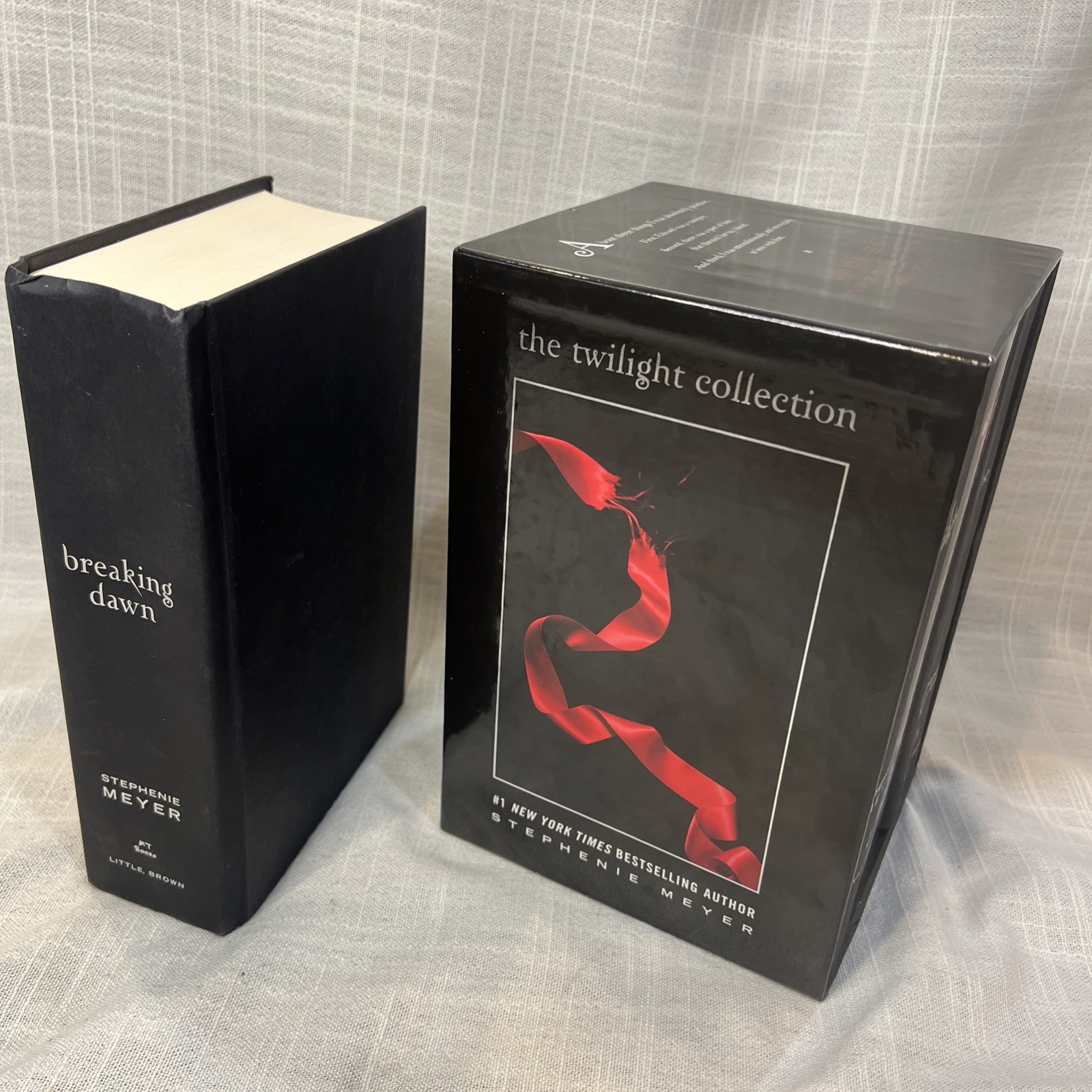 The Twilight Saga Collection Hardcover 1st Edition Set Stephenie Meyer *READ*